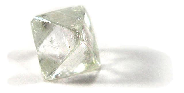 A photo of a diamond